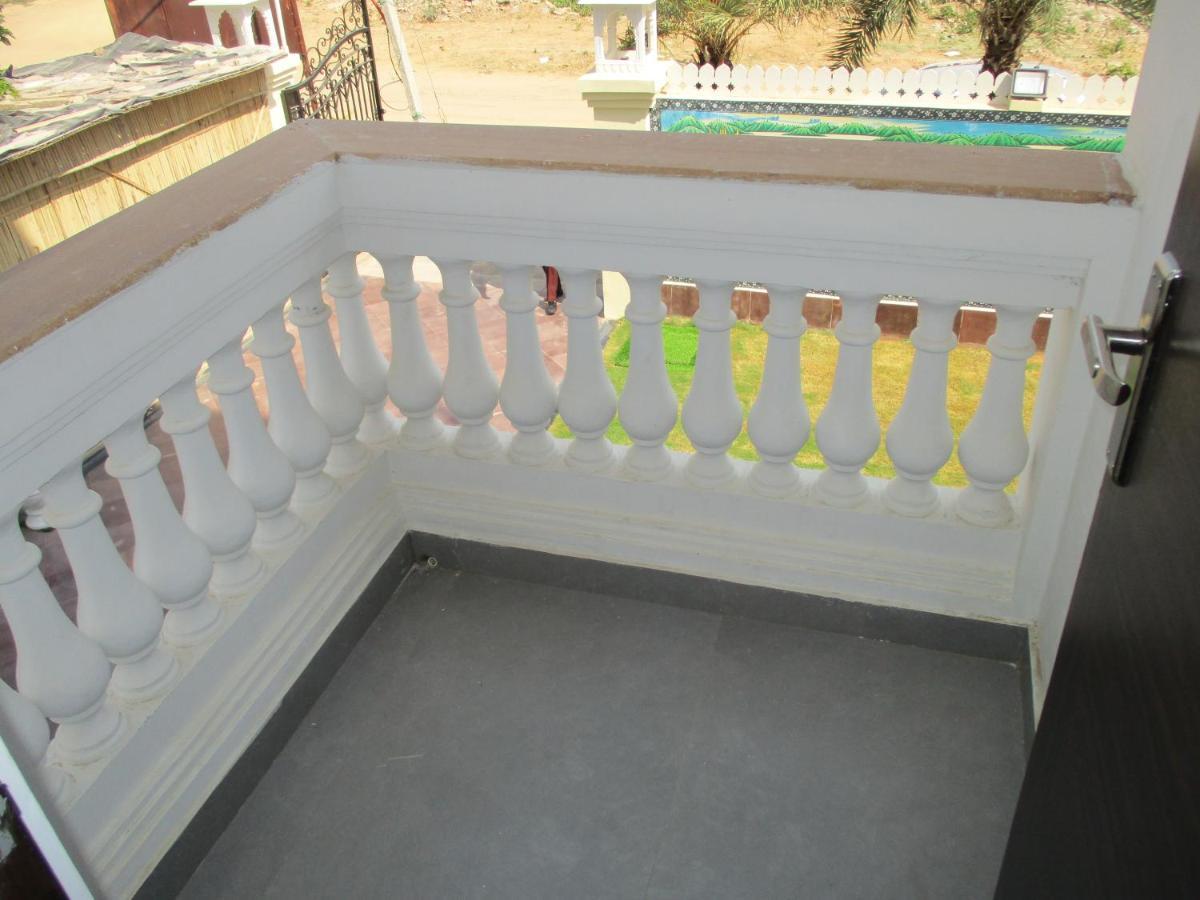 Hotel Grand Lotus Inn Jaipur Exteriör bild
