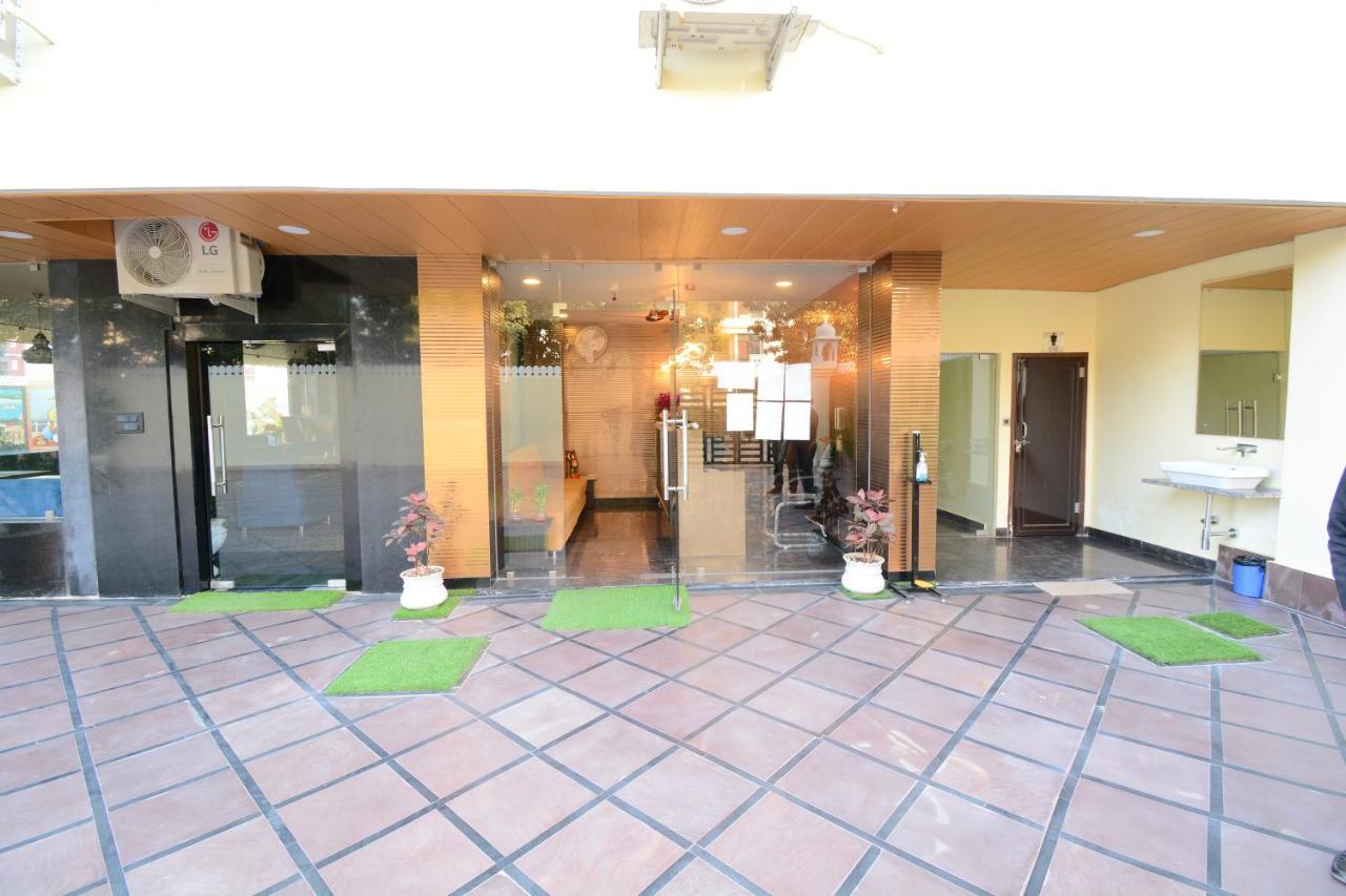 Hotel Grand Lotus Inn Jaipur Exteriör bild