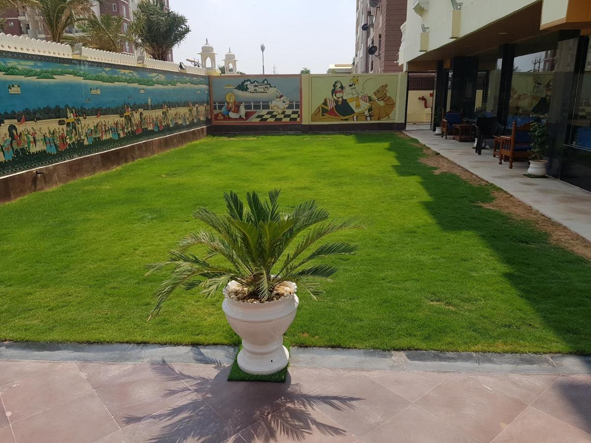 Hotel Grand Lotus Inn Jaipur Exteriör bild