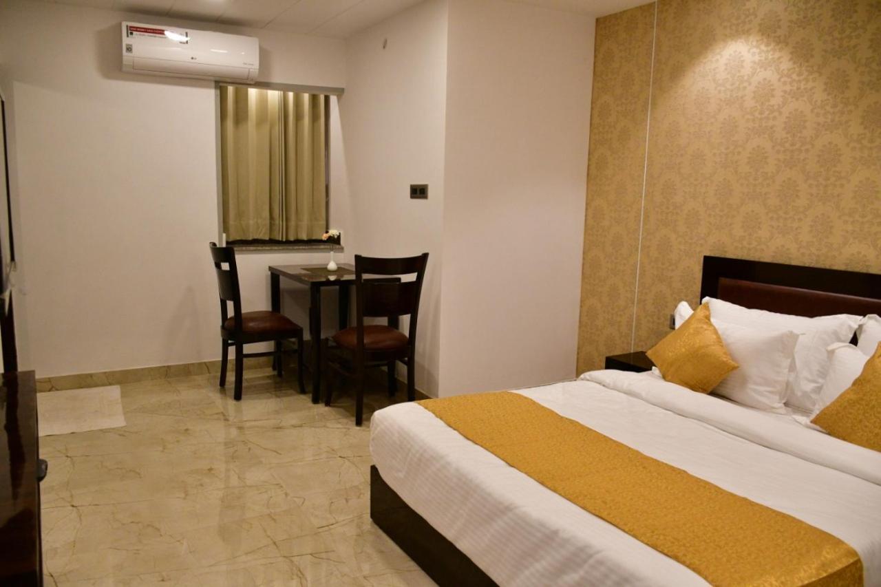 Hotel Grand Lotus Inn Jaipur Exteriör bild